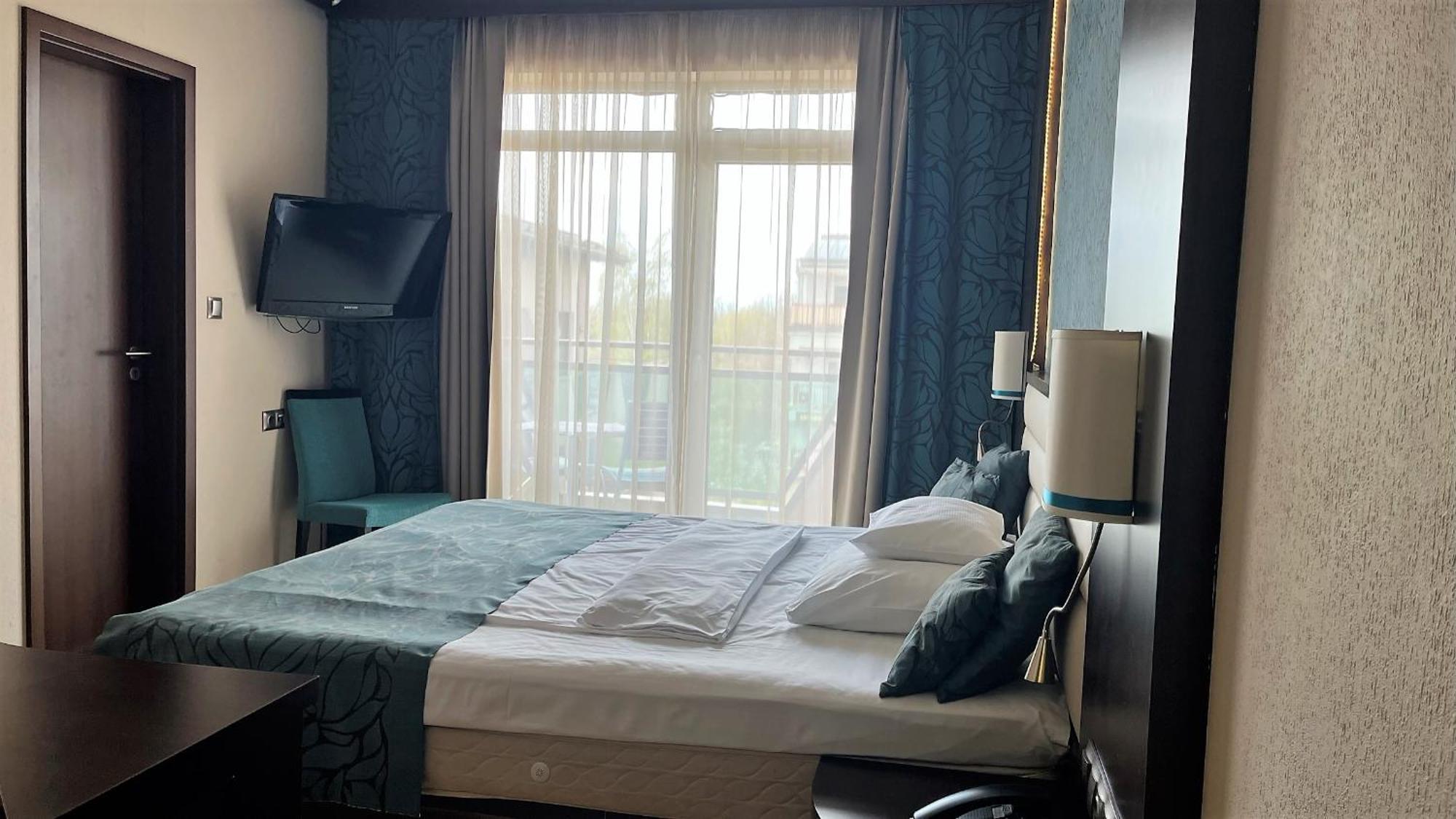 Hotel Wellamarin Zamárdi Quarto foto